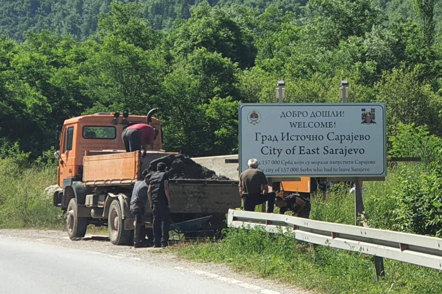 Table - 157.000 Srba moralo da napusti Sarajevo