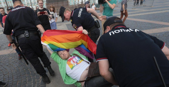 LGBT osobe u Rusiji će od 1. jula morati na "liječenje"