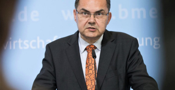 Zaoštravanje krize: Šmit najavio „ozbiljnu reakciju“