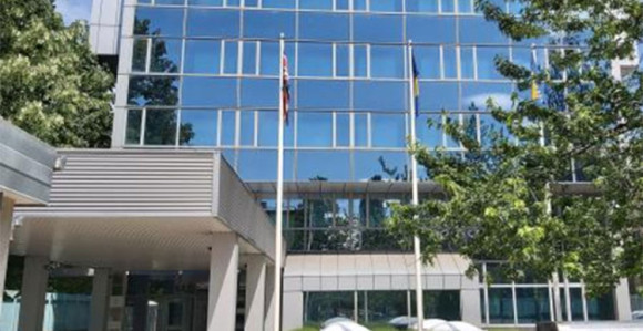 Podrška Šmitu, onakvo ponašanje je nezakonito