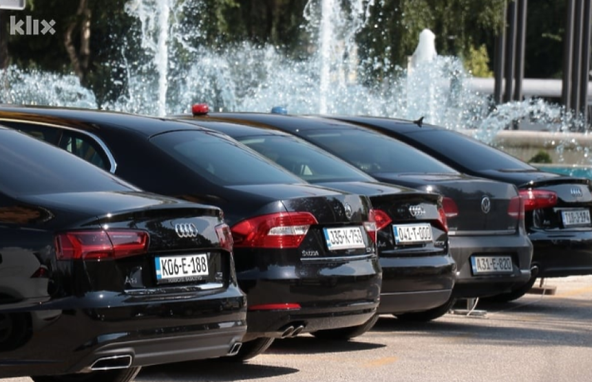 Službena vozila se i dalje koriste kao privatna