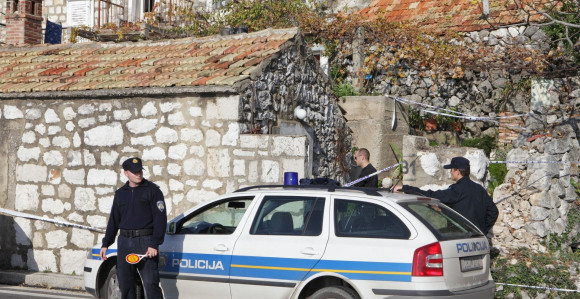 Pronađeni kokain, marihuana, puška, municija za pištolj