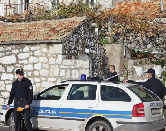 Pronađeni kokain, marihuana, puška, municija za pištolj