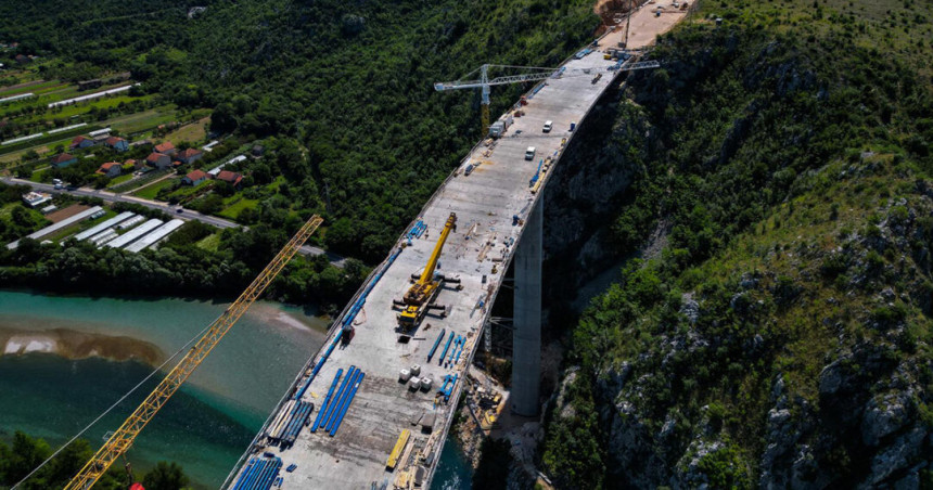 Federaciji BiH 303 miliona EUR, nama u Srpskoj ništa?!