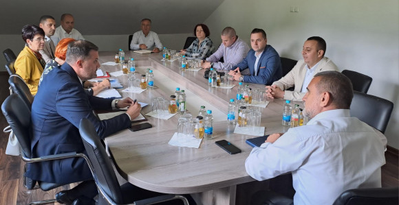 Nisu isplaćene tri plate, Vlada će pomoći dogodine
