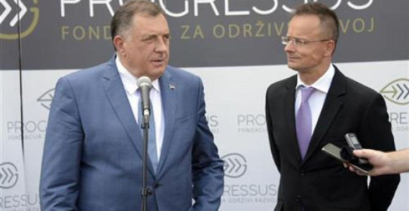 Додик најавио потписивање спорних закона