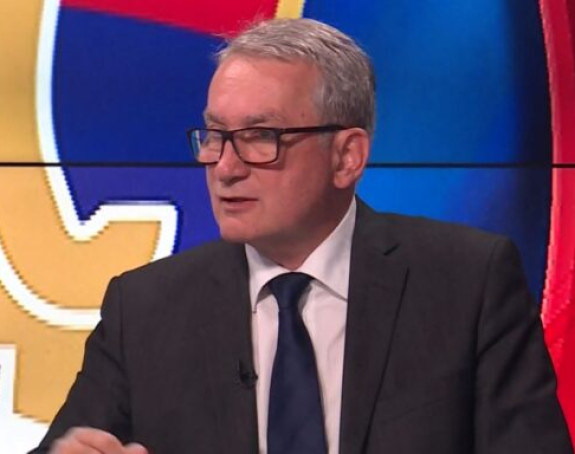 У сваком случају био би коректнији од Милорада Додика