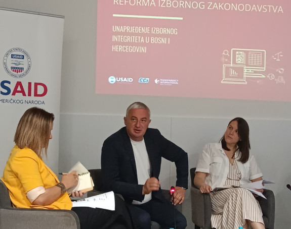 Нећемо одустати, борићемо се за законите изборе