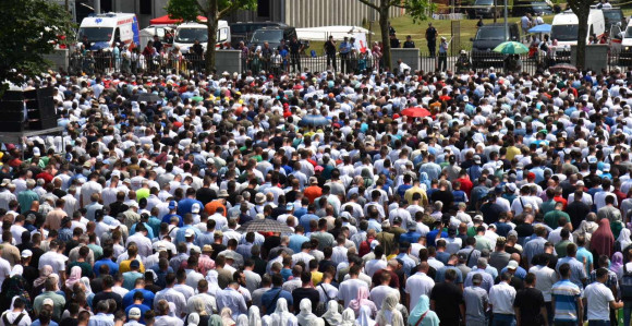 Šmit: Lekcije Srebrenice se nikad ne smiju zaboraviti