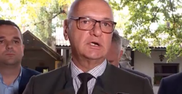 Radnici ŠG "Borja" brane uhapšenog direktora