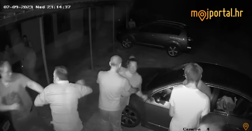 Načelnik opštine fizički napao vlasnicu kafića