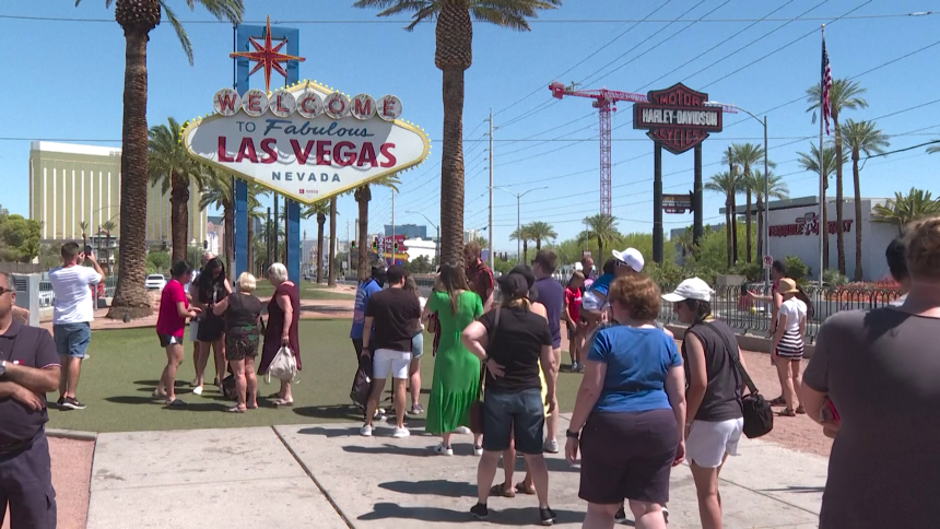 Лас Вегас близу обарања рекорда у температури