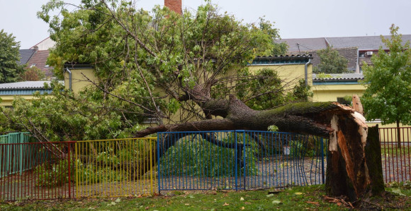 Jako nevrijeme pogodilo Gradišku i Kozarsku Dubicu