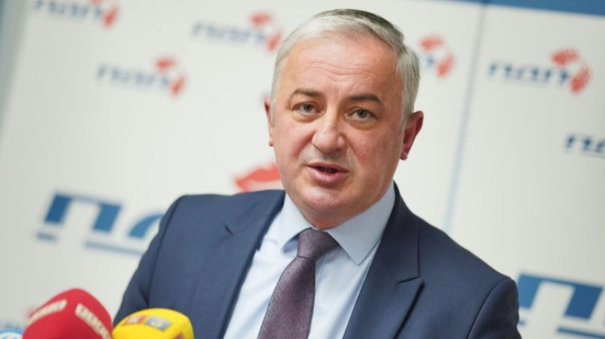 Бећировић показао да и од горег може бити горе