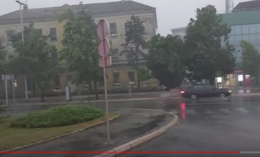 Prva žrtva oluje: U Brčkom poginula jedna žena