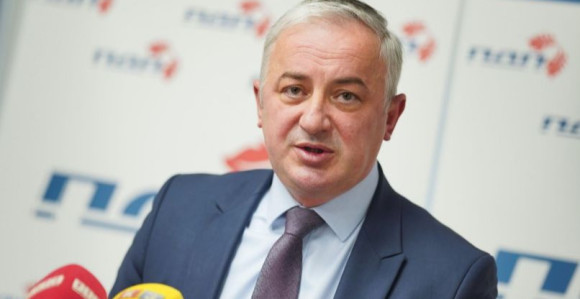 Bećirović pokazao da i od goreg može biti gore
