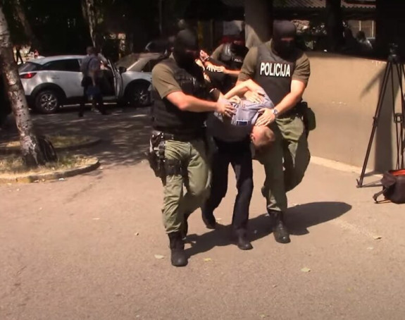 Uhapšeni policajci osumnjičeni za niz krivičnih djela