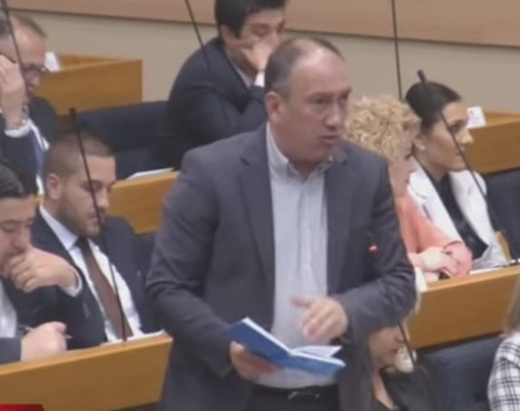 Rukovodstvo Srpske u teškoj izolaciji