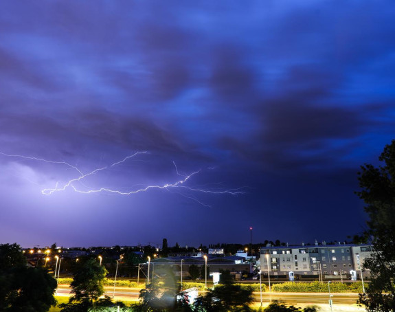 Evo šta policija savjetuje kada krene velika oluja