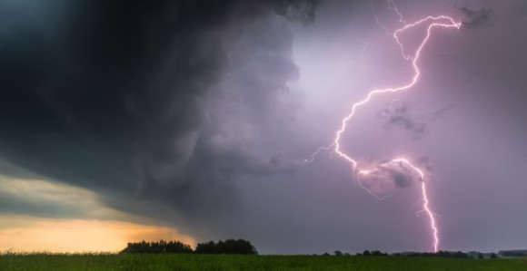 Stižu nove superćelije, grad i oluje: Teška prognoza za Balkansko poluostrvo