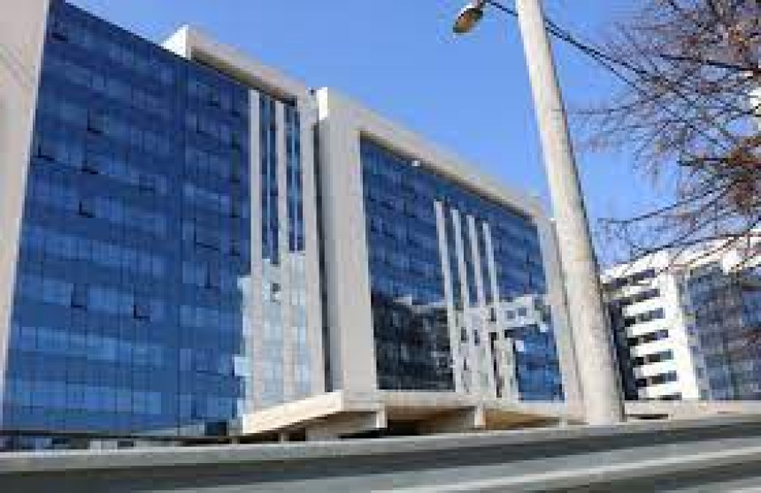 Савјет министара одобрио 100 милиона КМ за куповину зграде Додиковог кума Мила Радишића
