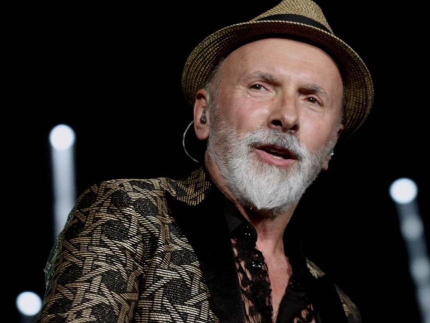 Dino Merlin rasprodao beogradsku Arenu u pola dana pa zakazao novi koncert!