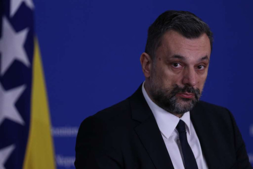 Конаковић се куне у Додика, опозиција у Српској радикална