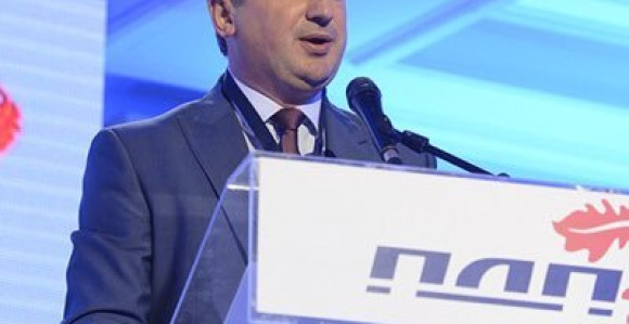Народ је небитан, а Додик срећан и од данас још богатији