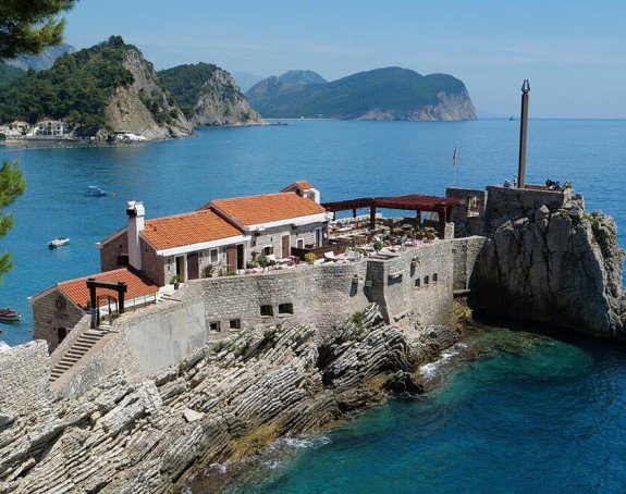 Crna Gora: Dvije osobe poginule kod Tivta i Petrovca