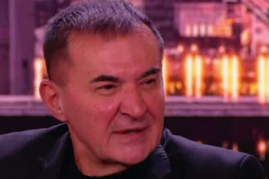 Ovde je odrastao Mitar Mirić stara porodična kuća izgleda oronulo!