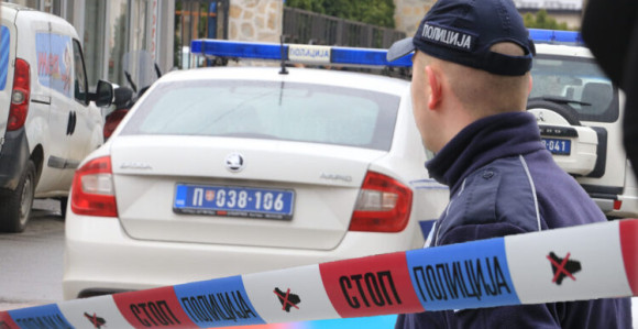 Ranjen muškarac u restoranu na Autokomandi