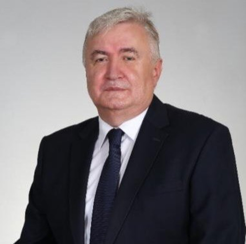 Срби Србе прегласали у клубу Вијећа народа РС