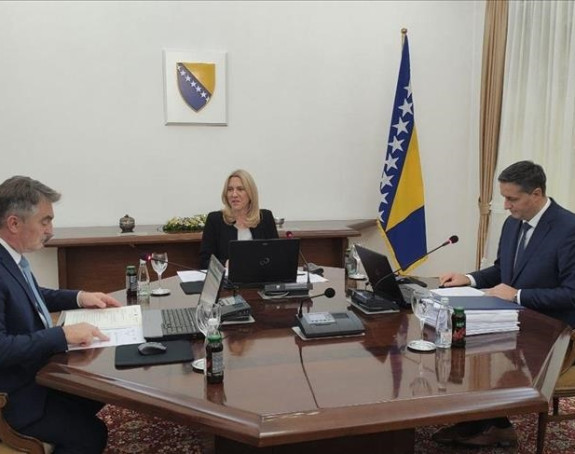 Denis Bećirović protiv konzulata Srbije u Bijeljini