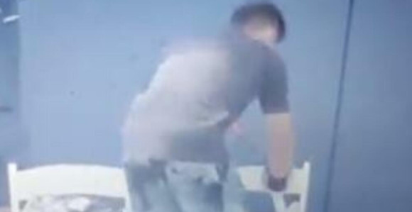 Uznemirujući video: Teniser bez svijesti pao na zemlju
