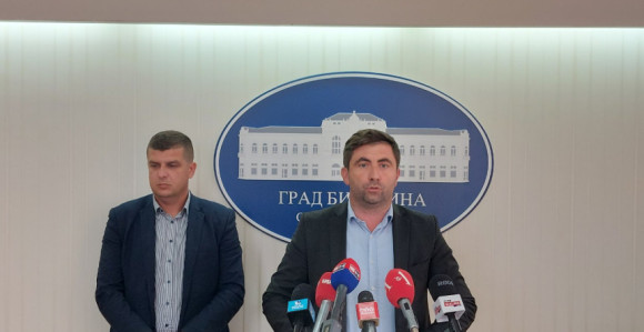 У случају свињске куге овдје нема ни "Д" од државе!