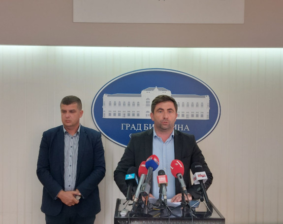 U slučaju svinjske kuge ovdje nema ni "D" od države!