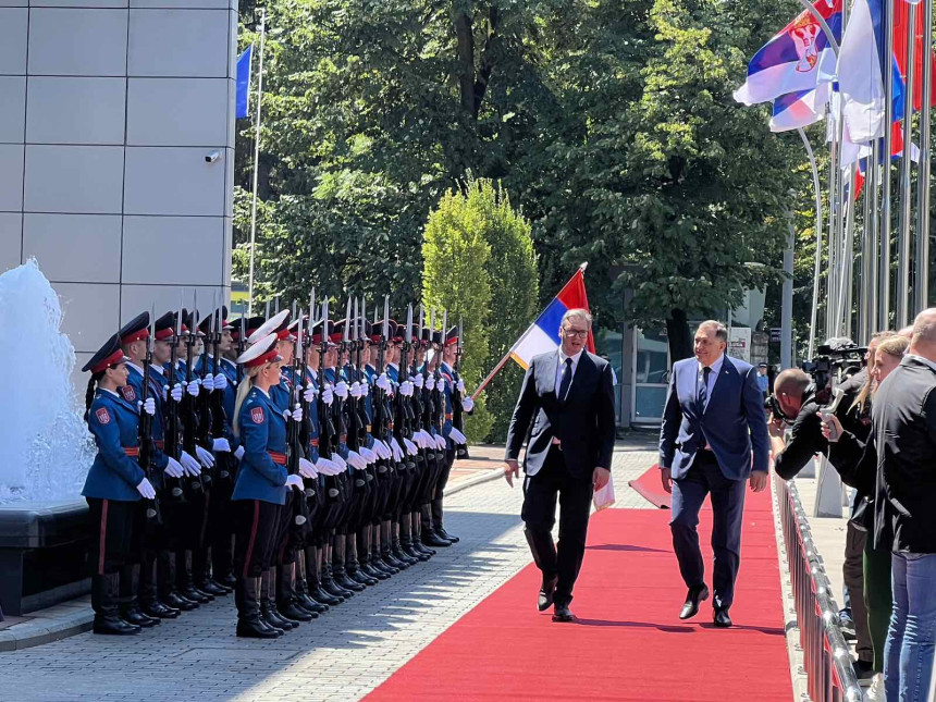 Vučić i Dodik stigli u Banjaluku - Sastanak najvišeg rukovodstva Srpske i Srbije