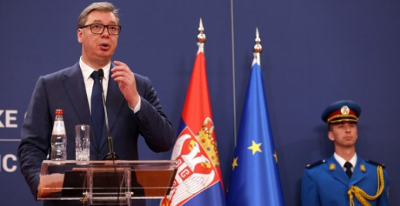 Србија ће помоћи свима, људи из РС траже нашу помоћ