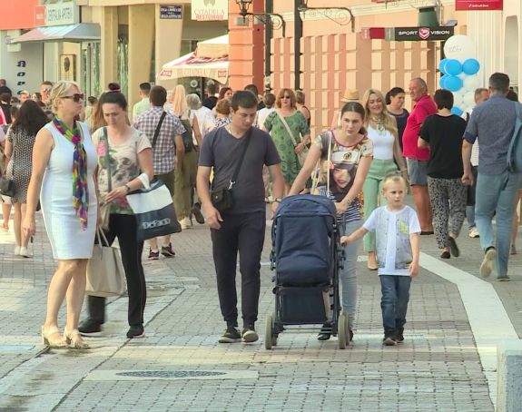 Krediti za mlade: Još jedno mrtvo slovo na papiru