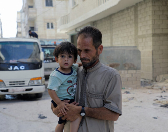 Жртве земљотреса у Турској остављене на цједилу