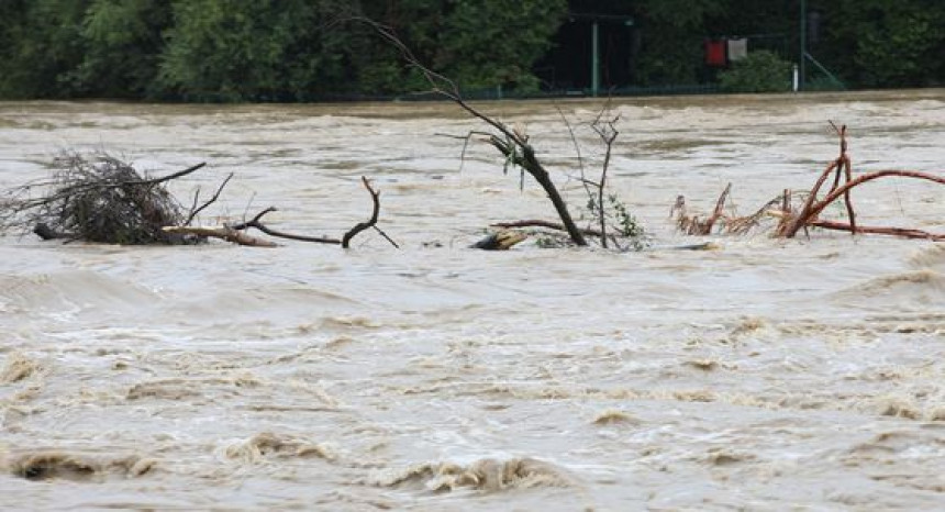 Rekordan nivo Drave u Hrvatskoj, vojska angažovana