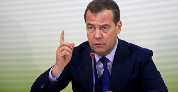 Medvedev: Biće slomljeni, mir pod našim uslovima