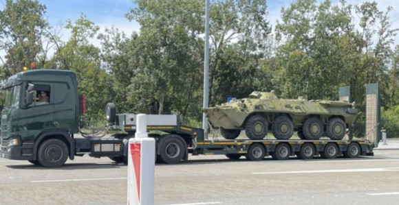 Mađarska vojska na transporterima ulazi u BiH
