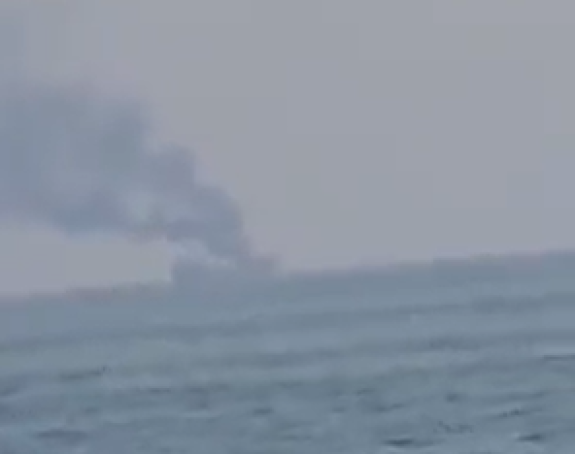 Zapalio se tanker sa 40.000 tona nafte, posada spasena