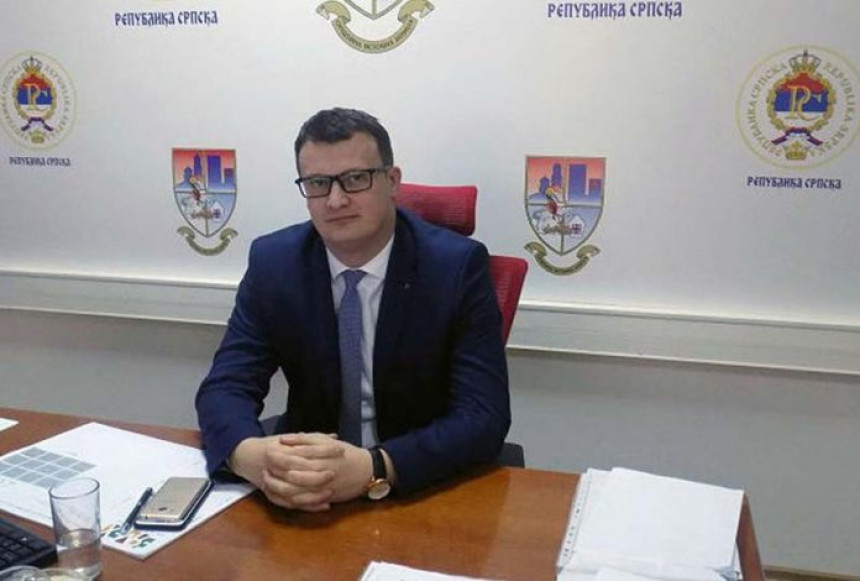 Ко је дао одобрење директорима да не плаћају доприносе?