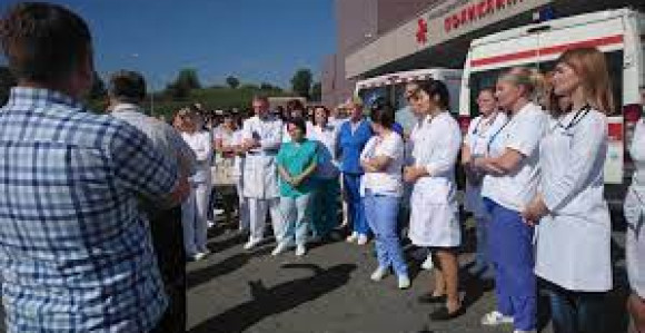 Iz Vlade saopštili: Medicinarima omogućeno socijalno