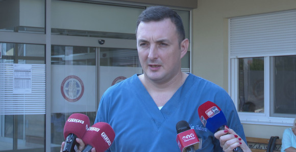 Muškarac preminuo, žena u stabilnom stanju