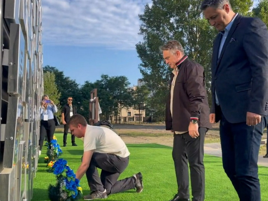 Bećirović i Komšić vozom jutros stigli u Kijev