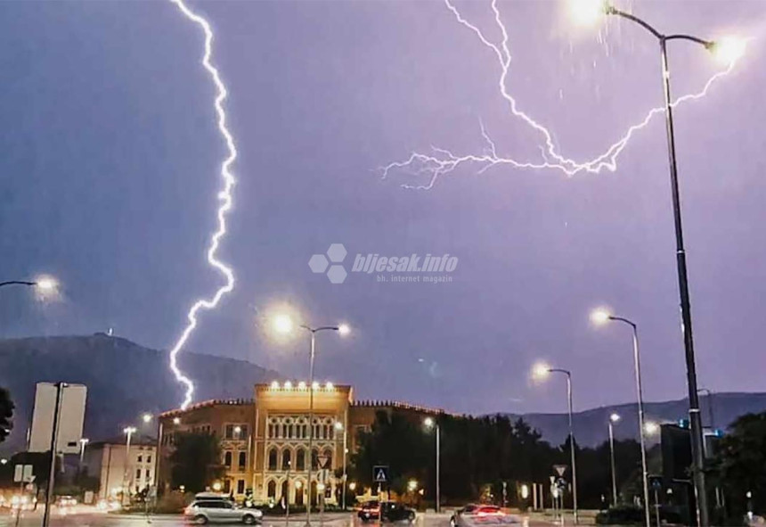 Nevrijeme pogodilo Mostar, dijelovi grada bez struje