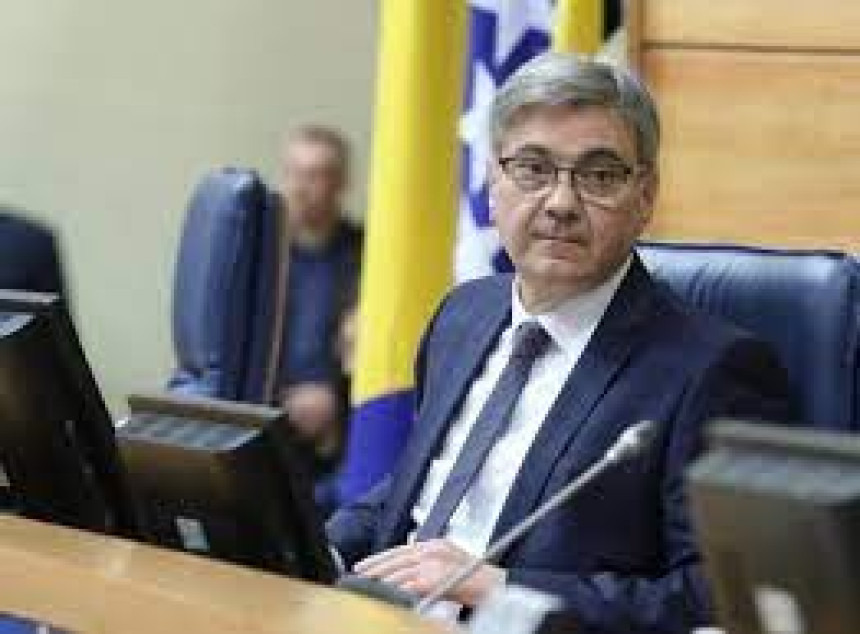 Zvizdić: Netačna tvrdnja Stevandića, nema dogovora